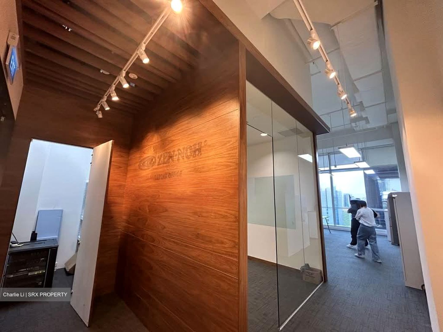 Sbf Center (D1), Office #553485771